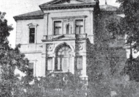 A Hrdlička-család villája 1945-ben és 2024-ben A Hrdlička-család villája 1945-ben és 2024-ben