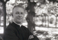 2026: Tomek Vince piarista generális és a Pápai Magyar Intézet