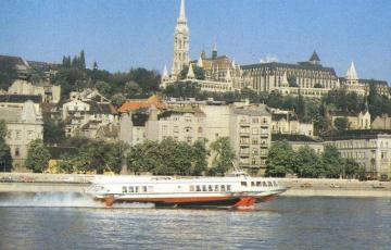 1962: Szárnyashajó fogságban