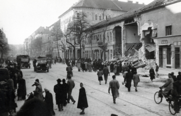 2023: Hangulatjavító helyreállítás. A budapesti épületkárok kijavítása az 1956-os forradalom után